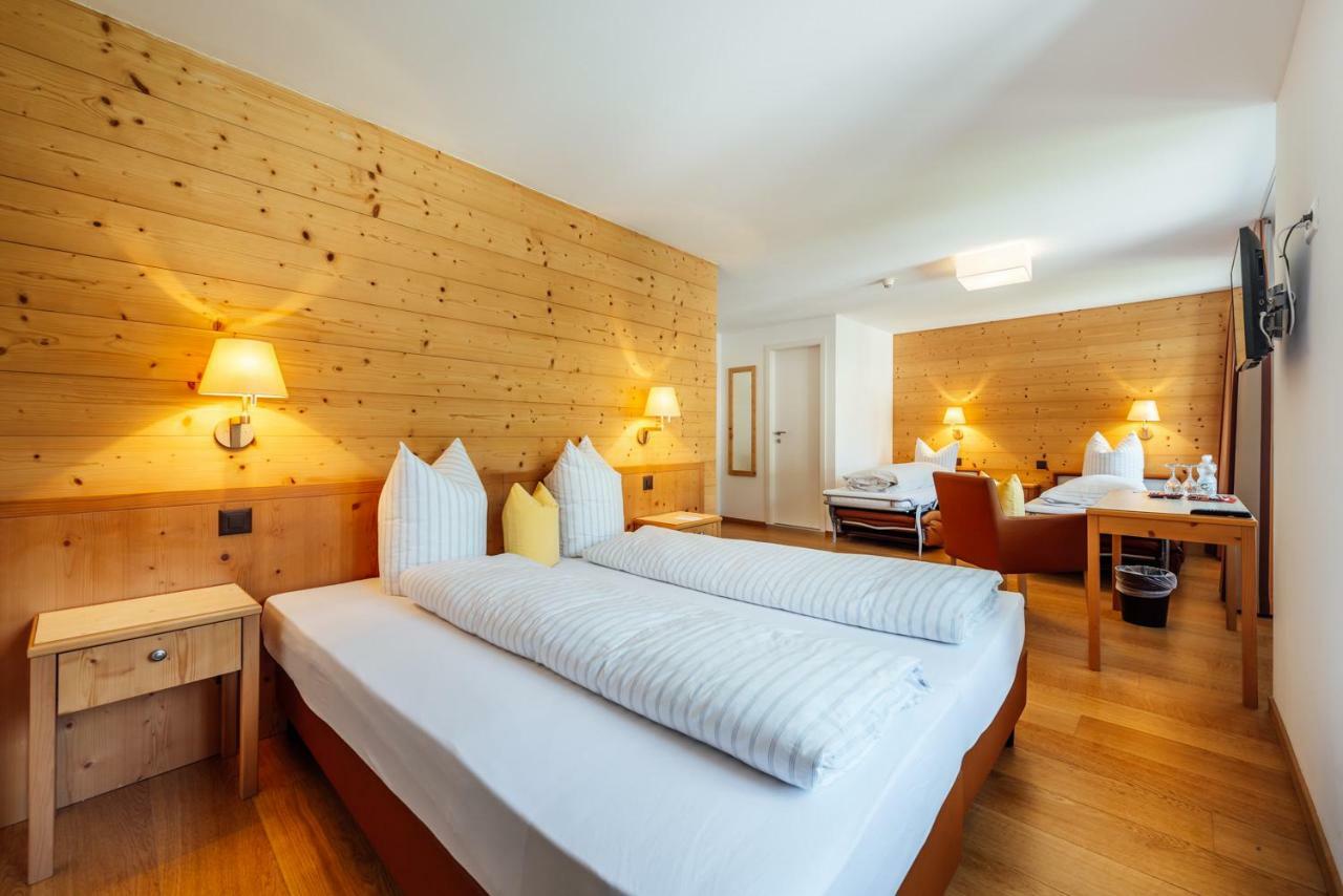 Hotel-Restaurant Bellevue Flims Kültér fotó