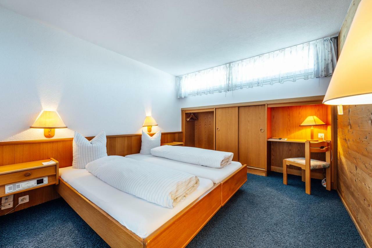 Hotel-Restaurant Bellevue Flims Kültér fotó