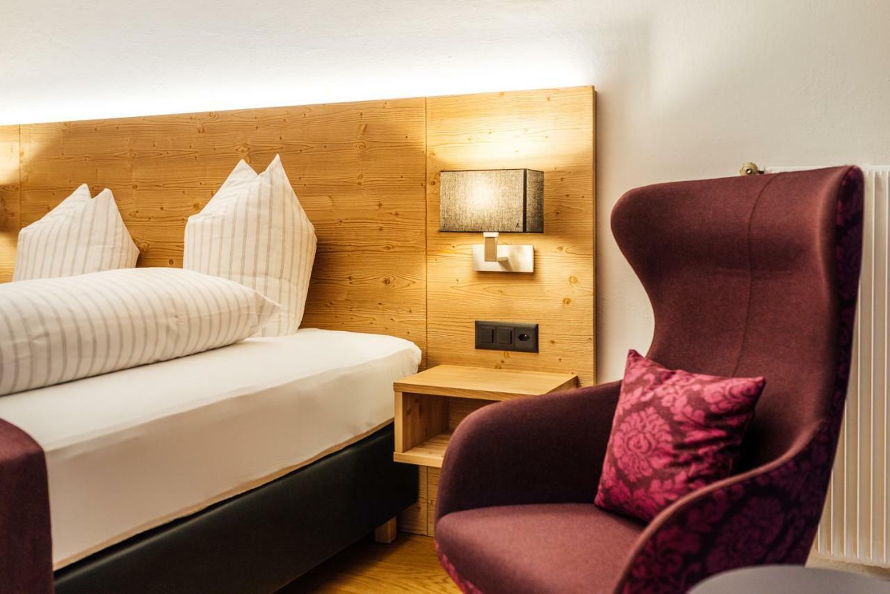 Hotel-Restaurant Bellevue Flims Kültér fotó