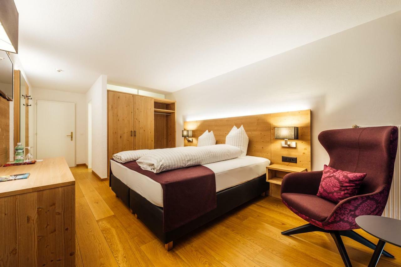 Hotel-Restaurant Bellevue Flims Kültér fotó