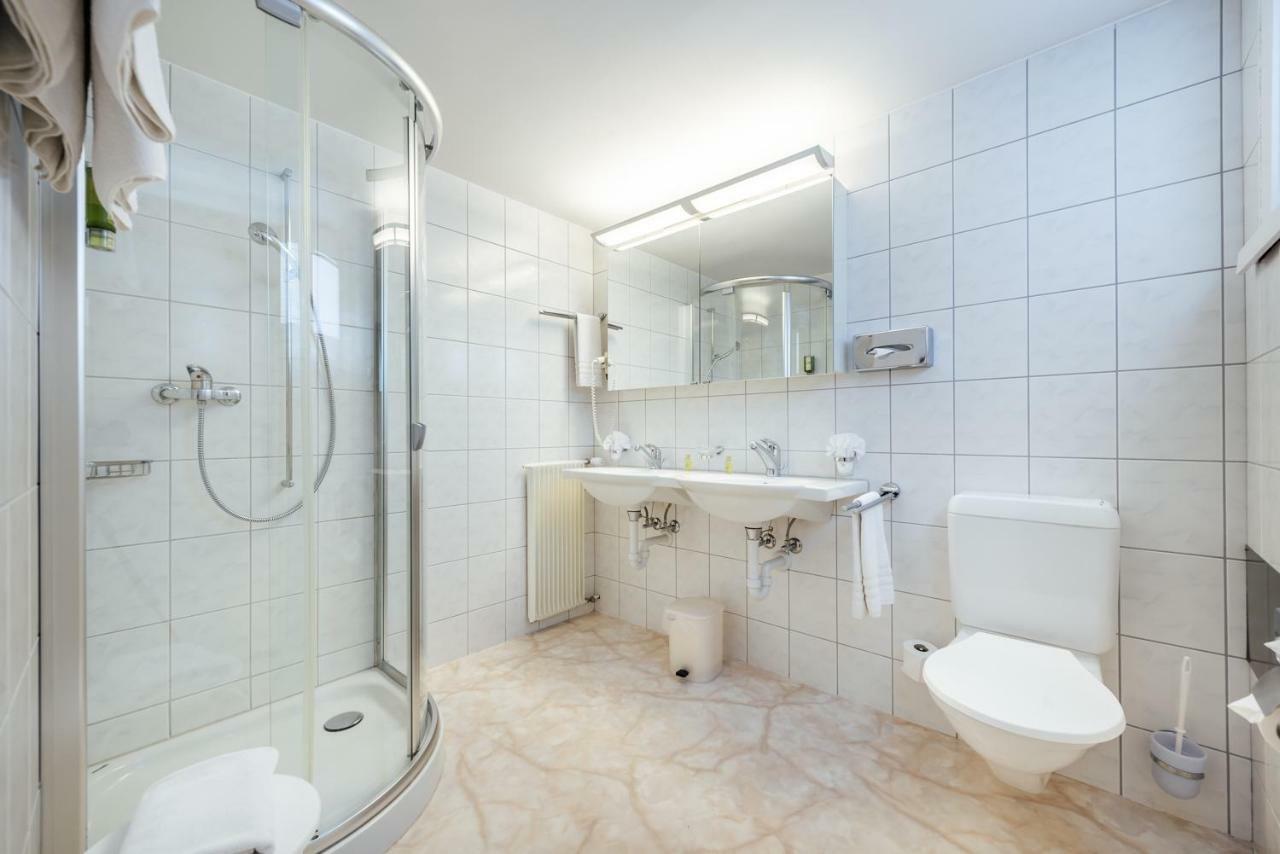 Hotel-Restaurant Bellevue Flims Kültér fotó